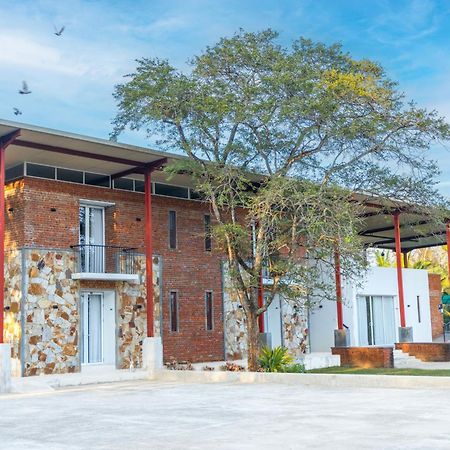 Hungili Farm & Eco Resort Maho Екстериор снимка